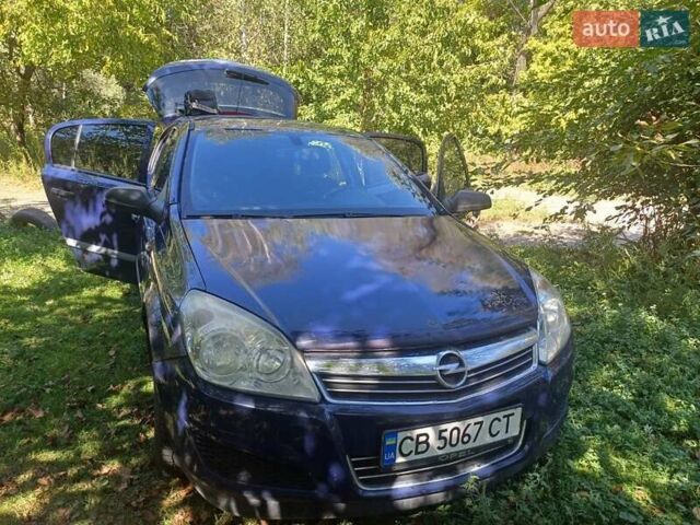 Синий Опель Астра, объемом двигателя 1.36 л и пробегом 240 тыс. км за 3300 $, фото 1 на Automoto.ua
