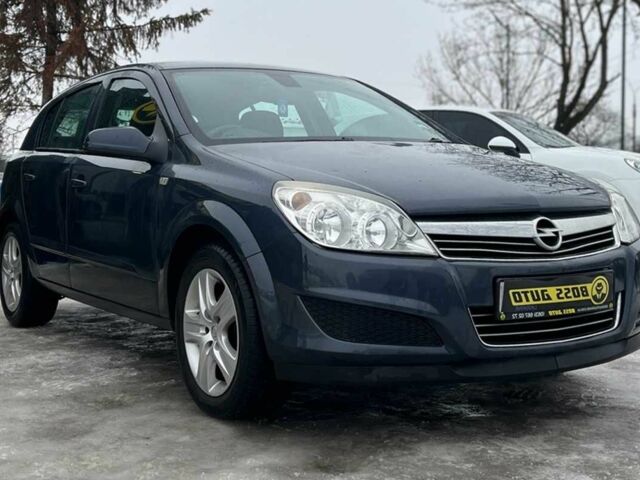 Синий Опель Астра, объемом двигателя 1.6 л и пробегом 248 тыс. км за 5400 $, фото 1 на Automoto.ua