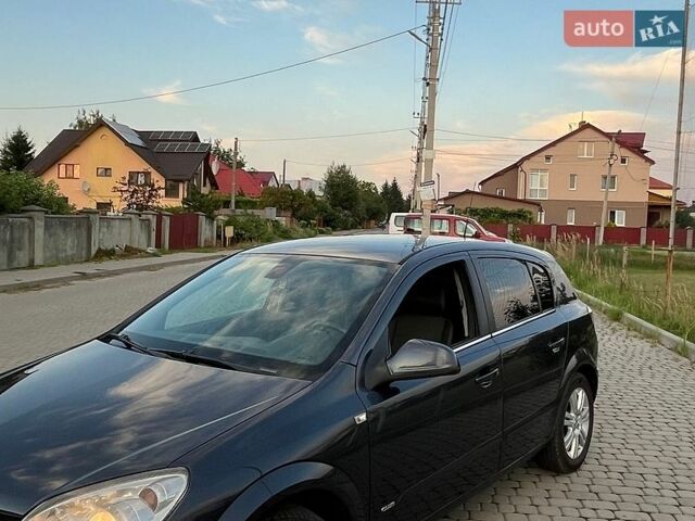 Синий Опель Астра, объемом двигателя 1.69 л и пробегом 262 тыс. км за 5500 $, фото 1 на Automoto.ua