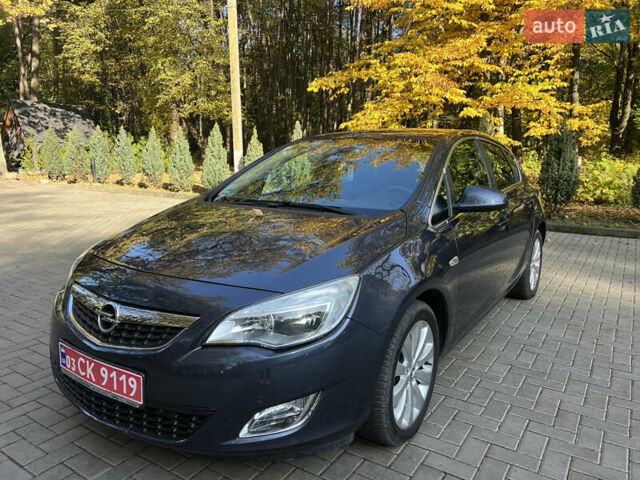 Синий Опель Астра, объемом двигателя 1.6 л и пробегом 144 тыс. км за 6800 $, фото 1 на Automoto.ua
