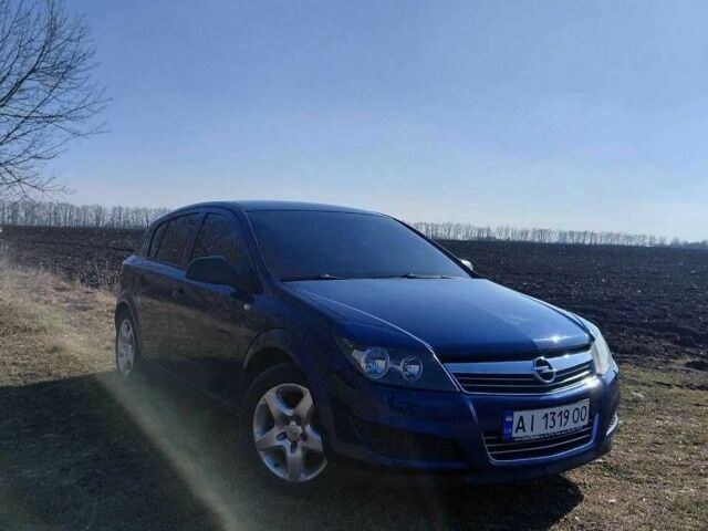 Синий Опель Астра, объемом двигателя 1.7 л и пробегом 224 тыс. км за 5600 $, фото 1 на Automoto.ua