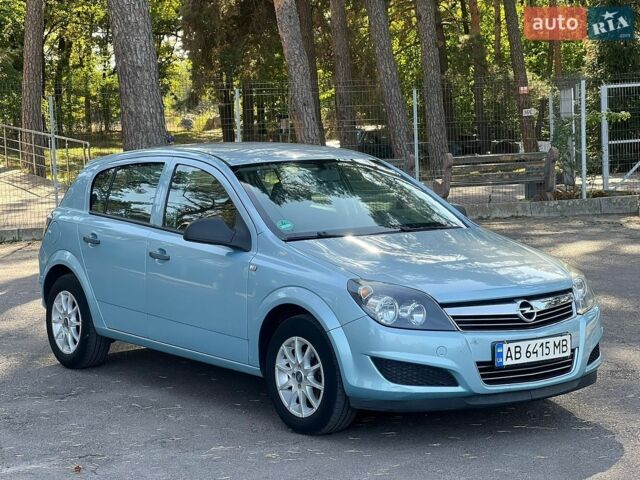 Синій Опель Астра, об'ємом двигуна 1.4 л та пробігом 166 тис. км за 4400 $, фото 1 на Automoto.ua