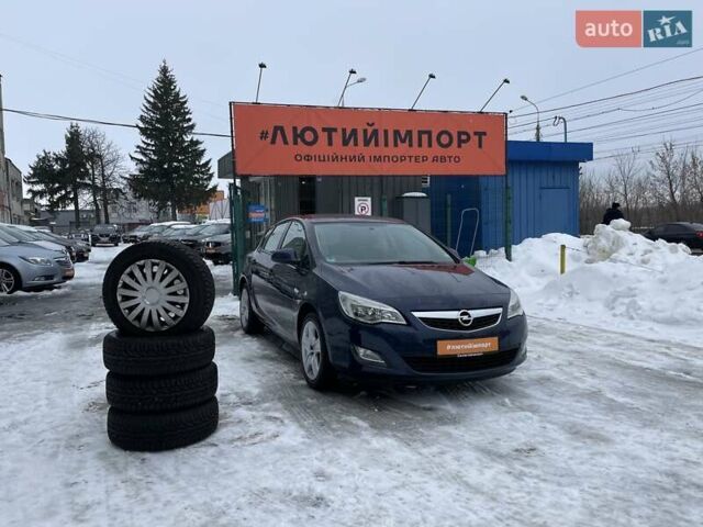 Синий Опель Астра, объемом двигателя 1.6 л и пробегом 169 тыс. км за 10700 $, фото 1 на Automoto.ua