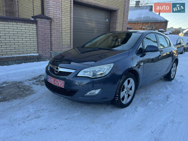 Синій Опель Астра, об'ємом двигуна 1.6 л та пробігом 187 тис. км за 8750 $, фото 1 на Automoto.ua