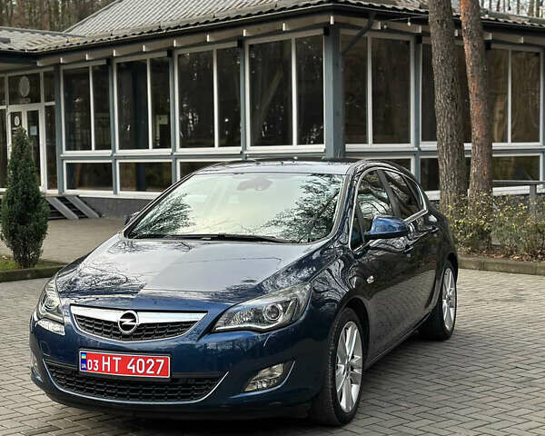 Синий Опель Астра, объемом двигателя 1.4 л и пробегом 176 тыс. км за 7200 $, фото 1 на Automoto.ua