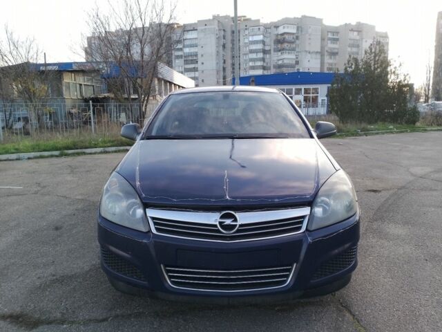 Синий Опель Астра, объемом двигателя 1.7 л и пробегом 330 тыс. км за 4000 $, фото 1 на Automoto.ua