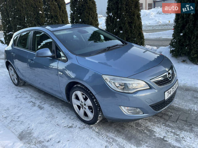 Синий Опель Астра, объемом двигателя 1.4 л и пробегом 203 тыс. км за 6700 $, фото 1 на Automoto.ua