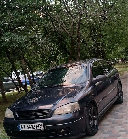 Синій Опель Астра, об'ємом двигуна 2 л та пробігом 389 тис. км за 1500 $, фото 1 на Automoto.ua