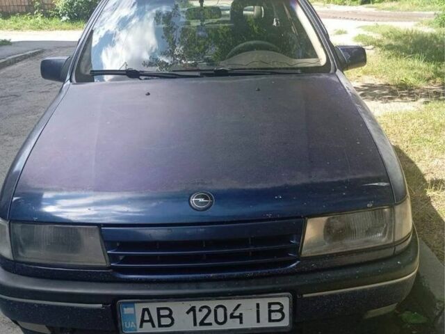 Синій Опель Астра, об'ємом двигуна 2 л та пробігом 400 тис. км за 901 $, фото 1 на Automoto.ua
