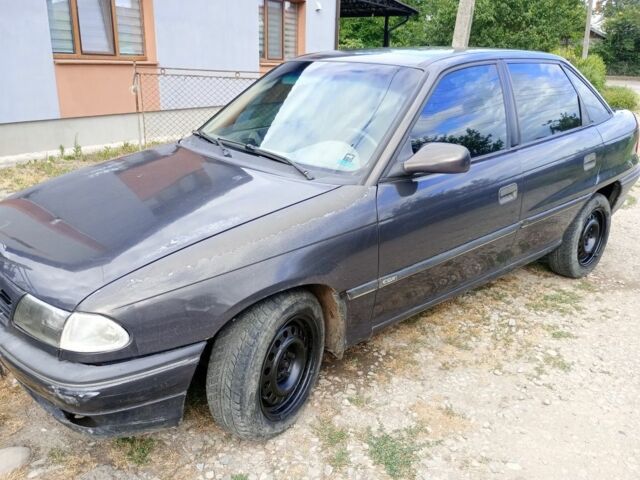 Синій Опель Астра, об'ємом двигуна 1.6 л та пробігом 250 тис. км за 78000 $, фото 1 на Automoto.ua