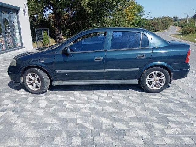 Синий Опель Астра, объемом двигателя 2.1 л и пробегом 2 тыс. км за 2800 $, фото 1 на Automoto.ua