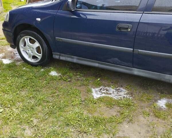 Синій Опель Астра, об'ємом двигуна 1.6 л та пробігом 240 тис. км за 3000 $, фото 1 на Automoto.ua
