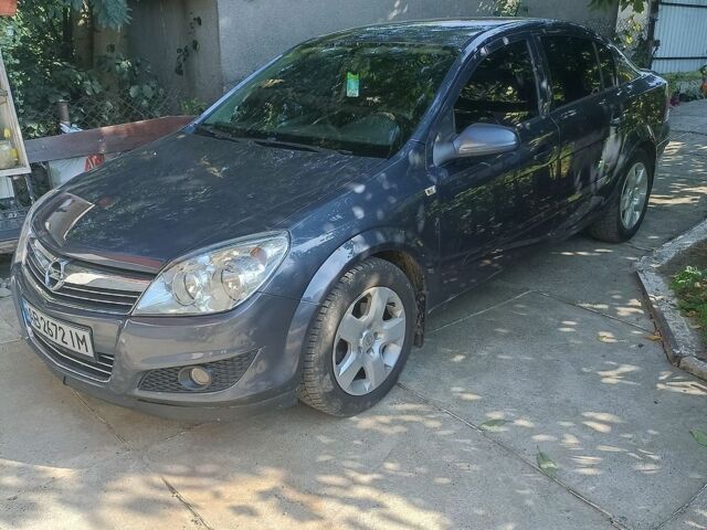 Синій Опель Астра, об'ємом двигуна 1.8 л та пробігом 300 тис. км за 4700 $, фото 1 на Automoto.ua