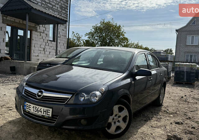 Синий Опель Астра, объемом двигателя 1.6 л и пробегом 230 тыс. км за 5100 $, фото 1 на Automoto.ua