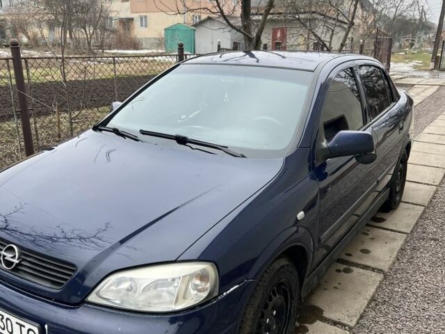 Синий Опель Астра, объемом двигателя 1.4 л и пробегом 323 тыс. км за 3800 $, фото 1 на Automoto.ua