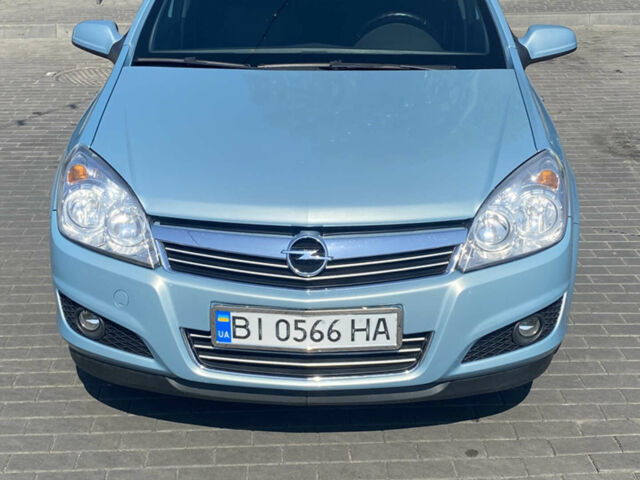 Синий Опель Астра, объемом двигателя 1.6 л и пробегом 210 тыс. км за 6250 $, фото 1 на Automoto.ua