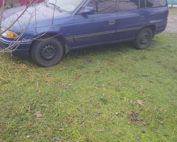 Синій Опель Астра, об'ємом двигуна 1.6 л та пробігом 480 тис. км за 1200 $, фото 1 на Automoto.ua