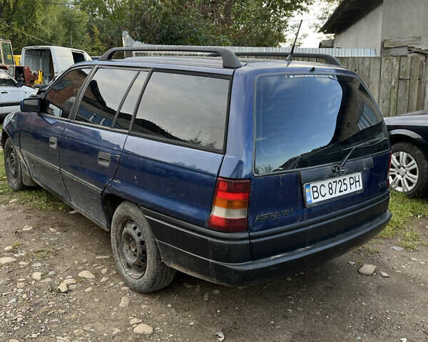 Синий Опель Астра, объемом двигателя 1.6 л и пробегом 200 тыс. км за 1650 $, фото 1 на Automoto.ua
