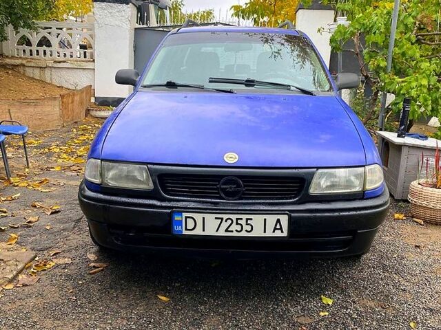 Опель Астра 1997 в Вознесенске на Automoto.ua Синий Опель Астра, объемом двигателя 1.6 л и пробегом 0 тыс. км за 1350 $, фото 1 на Automoto.ua