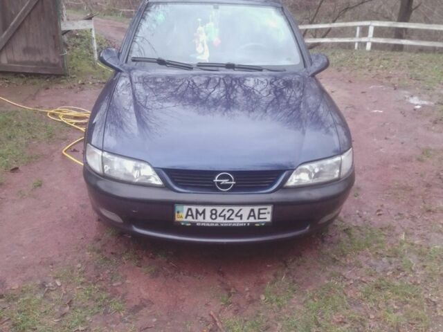 Синій Опель Астра, об'ємом двигуна 1.6 л та пробігом 350 тис. км за 2600 $, фото 1 на Automoto.ua