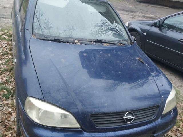Синий Опель Астра, объемом двигателя 0 л и пробегом 180 тыс. км за 700 $, фото 1 на Automoto.ua