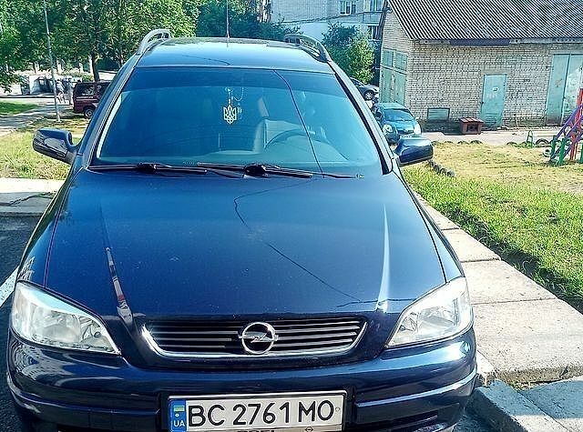 Синій Опель Астра, об'ємом двигуна 1.6 л та пробігом 300 тис. км за 4000 $, фото 1 на Automoto.ua