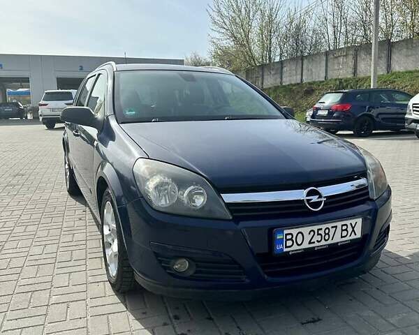 Синий Опель Астра, объемом двигателя 1.7 л и пробегом 280 тыс. км за 4800 $, фото 1 на Automoto.ua