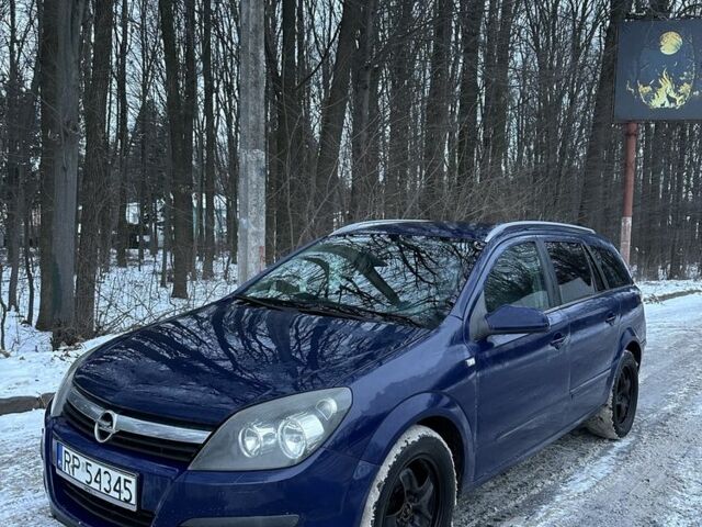 Синий Опель Астра, объемом двигателя 1.7 л и пробегом 283 тыс. км за 2000 $, фото 1 на Automoto.ua