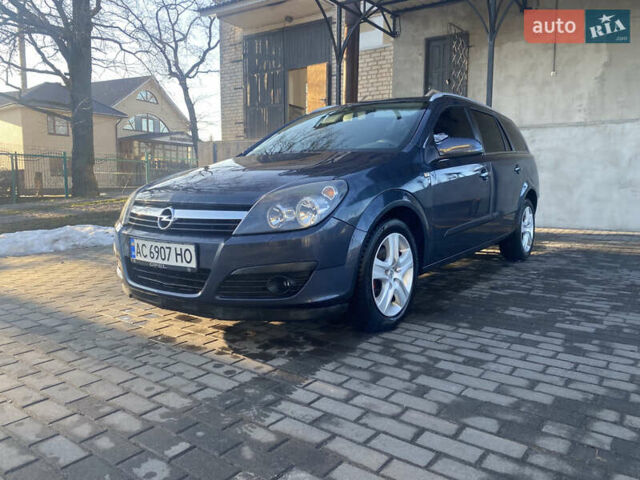 Синий Опель Астра, объемом двигателя 1.8 л и пробегом 265 тыс. км за 4950 $, фото 1 на Automoto.ua