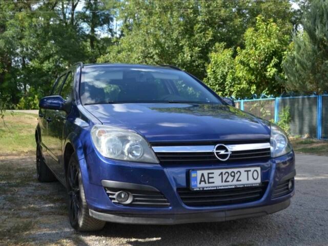 Синій Опель Астра, об'ємом двигуна 1.7 л та пробігом 190 тис. км за 207000 $, фото 1 на Automoto.ua