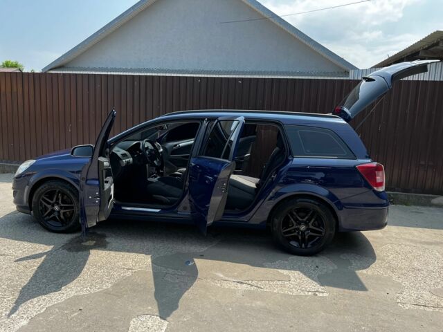 Синий Опель Астра, объемом двигателя 1.9 л и пробегом 296 тыс. км за 4800 $, фото 1 на Automoto.ua