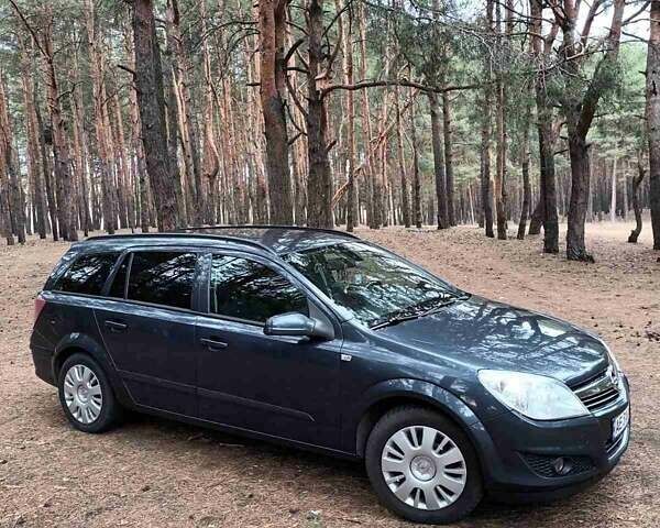 Синий Опель Астра, объемом двигателя 1.6 л и пробегом 320 тыс. км за 4900 $, фото 1 на Automoto.ua