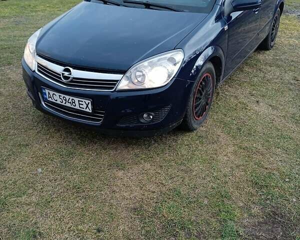 Синій Опель Астра, об'ємом двигуна 1.69 л та пробігом 320 тис. км за 5200 $, фото 1 на Automoto.ua