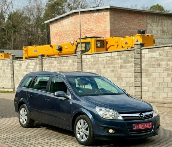 Синій Опель Астра, об'ємом двигуна 1.6 л та пробігом 245 тис. км за 5499 $, фото 1 на Automoto.ua