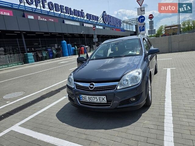 Синий Опель Астра, объемом двигателя 1.69 л и пробегом 206 тыс. км за 5899 $, фото 1 на Automoto.ua