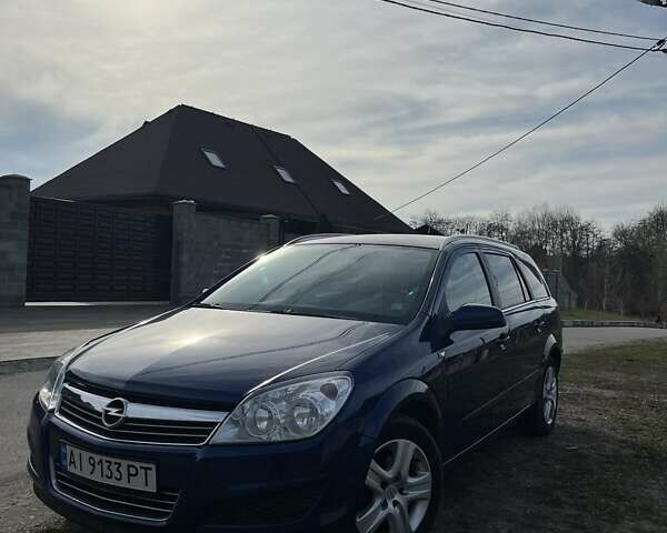 Синий Опель Астра, объемом двигателя 1.6 л и пробегом 230 тыс. км за 5500 $, фото 1 на Automoto.ua