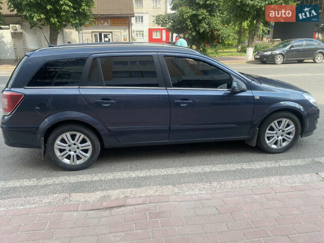 Синий Опель Астра, объемом двигателя 1.6 л и пробегом 252 тыс. км за 5400 $, фото 1 на Automoto.ua