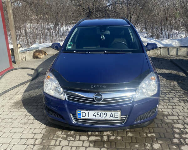 Синий Опель Астра, объемом двигателя 1.7 л и пробегом 340 тыс. км за 4500 $, фото 1 на Automoto.ua