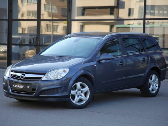 Синий Опель Астра, объемом двигателя 1.7 л и пробегом 233 тыс. км за 6900 $, фото 1 на Automoto.ua