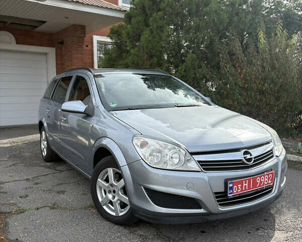 Синий Опель Астра, объемом двигателя 1.6 л и пробегом 240 тыс. км за 5400 $, фото 1 на Automoto.ua