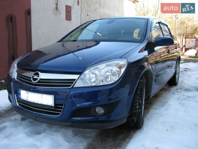 Синий Опель Астра, объемом двигателя 1.9 л и пробегом 243 тыс. км за 5650 $, фото 1 на Automoto.ua