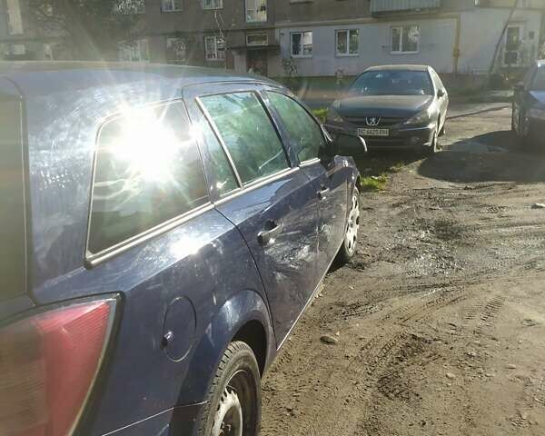 Синий Опель Астра, объемом двигателя 1.91 л и пробегом 175 тыс. км за 5700 $, фото 1 на Automoto.ua