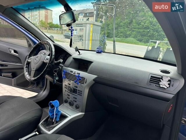 Синій Опель Астра, об'ємом двигуна 1.7 л та пробігом 295 тис. км за 4700 $, фото 1 на Automoto.ua
