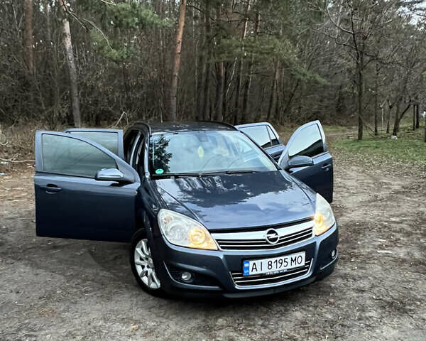 Синий Опель Астра, объемом двигателя 1.6 л и пробегом 219 тыс. км за 5500 $, фото 1 на Automoto.ua