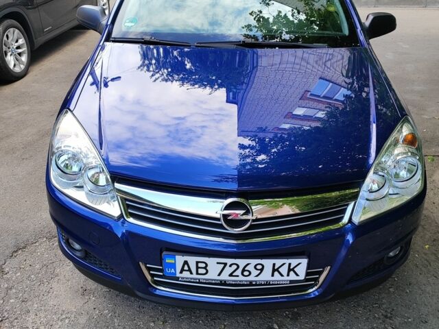 Синий Опель Астра, объемом двигателя 1.6 л и пробегом 300 тыс. км за 5100 $, фото 1 на Automoto.ua