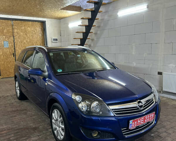 Синий Опель Астра, объемом двигателя 1.8 л и пробегом 186 тыс. км за 6199 $, фото 1 на Automoto.ua