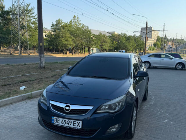 Синий Опель Астра, объемом двигателя 1.69 л и пробегом 190 тыс. км за 6300 $, фото 1 на Automoto.ua