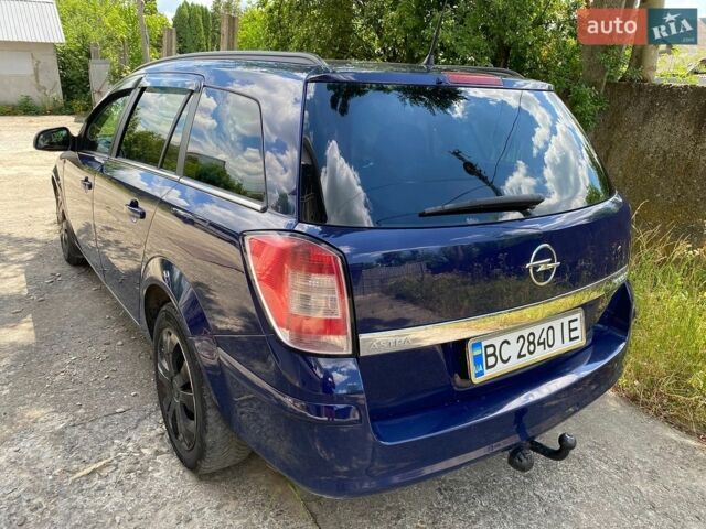 Синий Опель Астра, объемом двигателя 1.7 л и пробегом 280 тыс. км за 4500 $, фото 1 на Automoto.ua
