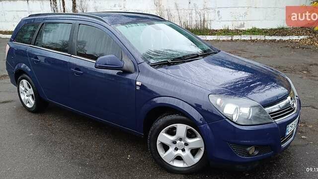 Синий Опель Астра, объемом двигателя 1.6 л и пробегом 355 тыс. км за 5200 $, фото 1 на Automoto.ua