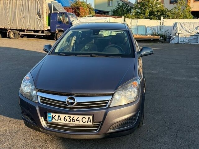 Синій Опель Астра, об'ємом двигуна 1.36 л та пробігом 201 тис. км за 5400 $, фото 1 на Automoto.ua